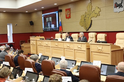 Новые механизмы для привлечения средств на строительство школ обсудили на Общественном совете при ЗС 